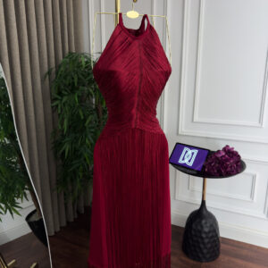 فستان باربي دانتيل بخامة استرتش مشجّرة