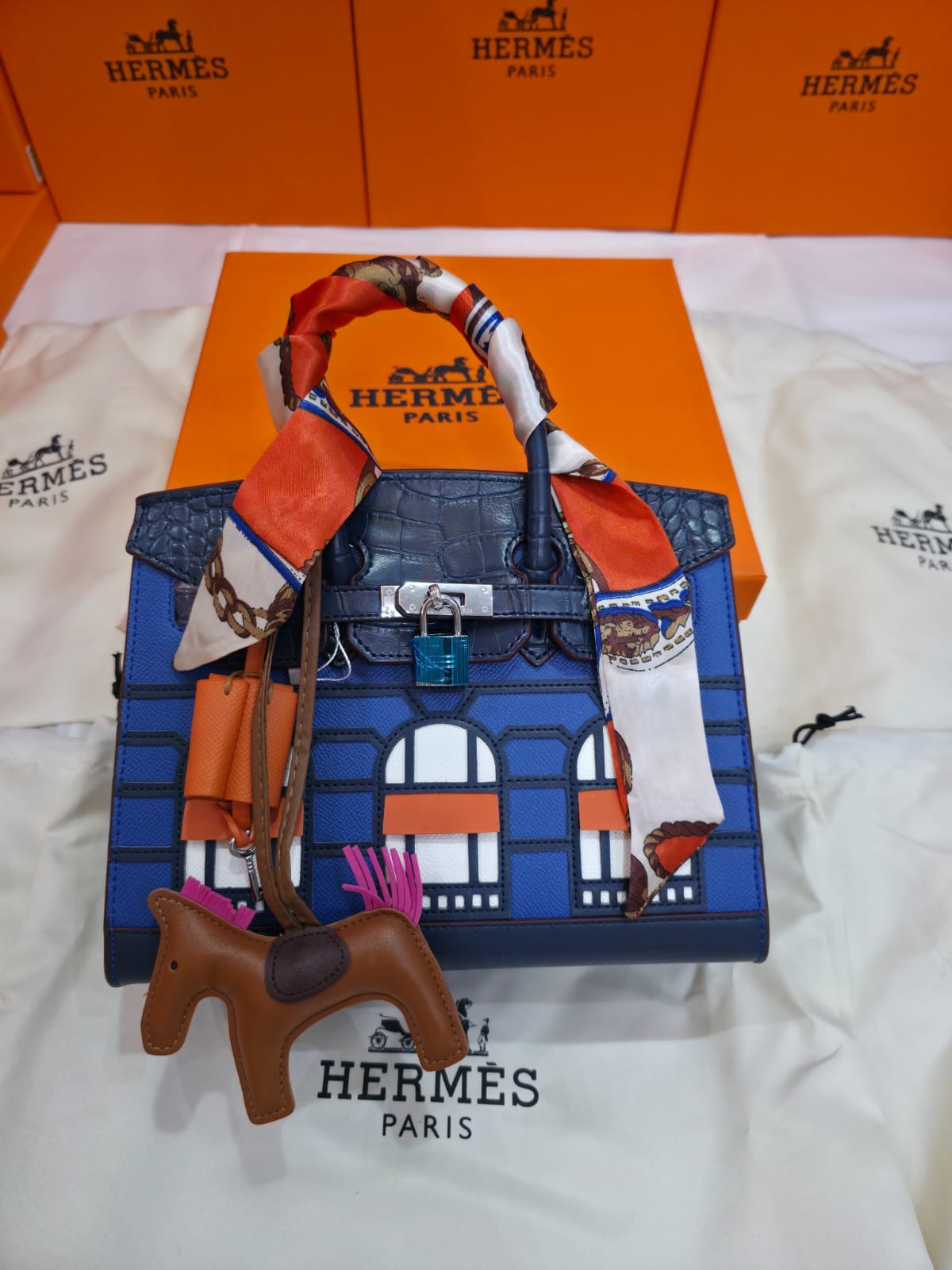 331f0d3e-7f97-401f-9f75-10b8016ee380