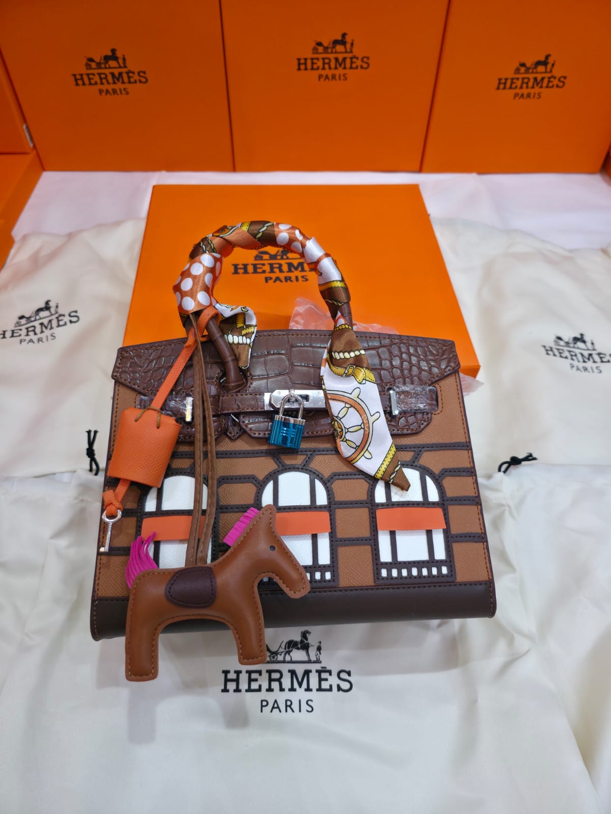 d72f8be6-0d0b-4c16-85d6-2b8f032e05f1